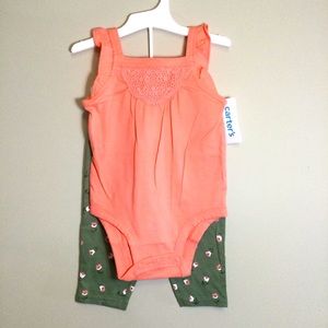 NWT Baby Girl Carter’s 2pc set